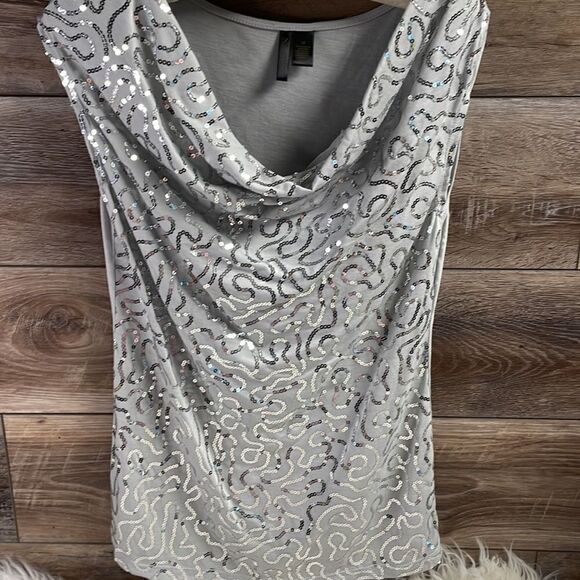 Nue Options Sequin Sleeveless Top Blouse, Gray and Silver, Size Medium - Picture 3 of 7